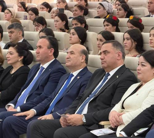 Иштироки Раиси Кумитаи забон ва истилоҳоти назди Ҳукумати Ҷумҳурии Тоҷикистон Сахидод Раҳматуллозода дар ҳамоиши тантанавӣ бахшида ба 31-солагии таъсисёбии Ҳизби Халқии Демократии Тоҷикистон image 2